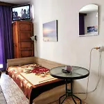 Guest house 