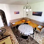 Guest house 